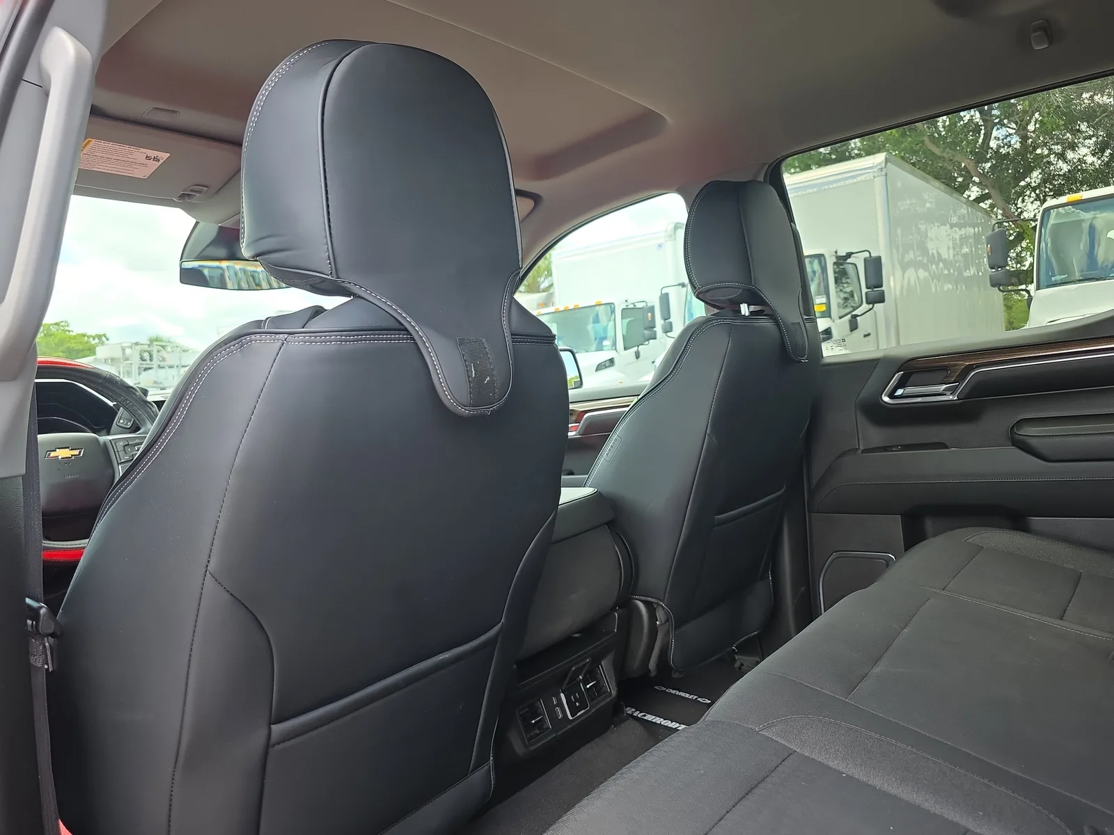 2024 Chevrolet Silverado 1500 LT photo 14