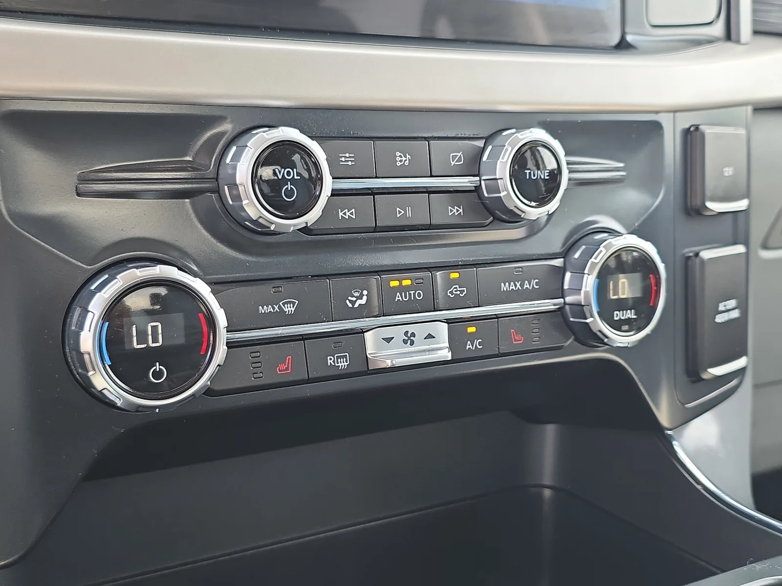 2021 Ford F-150 XL photo 32