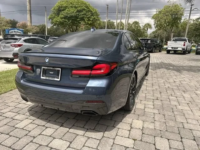 2023 BMW 5 Series 530i photo 37