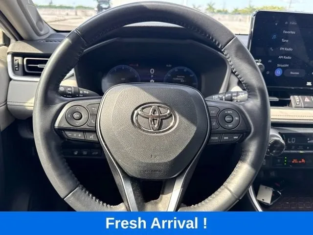 2023 Toyota RAV4 Limited photo 6