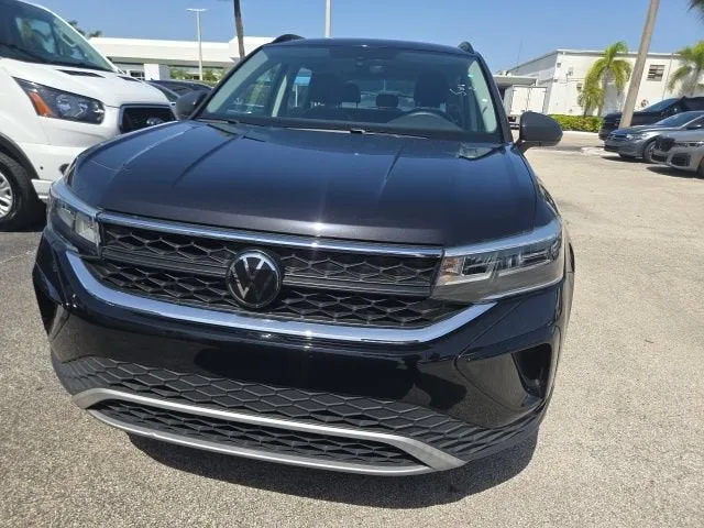 2023 Volkswagen Taos S photo 17