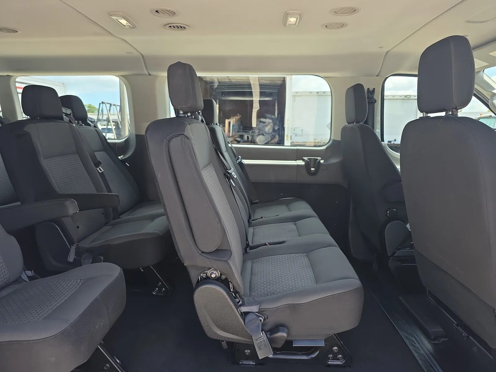 2024 Ford Transit Passenger Wagon XL photo 14