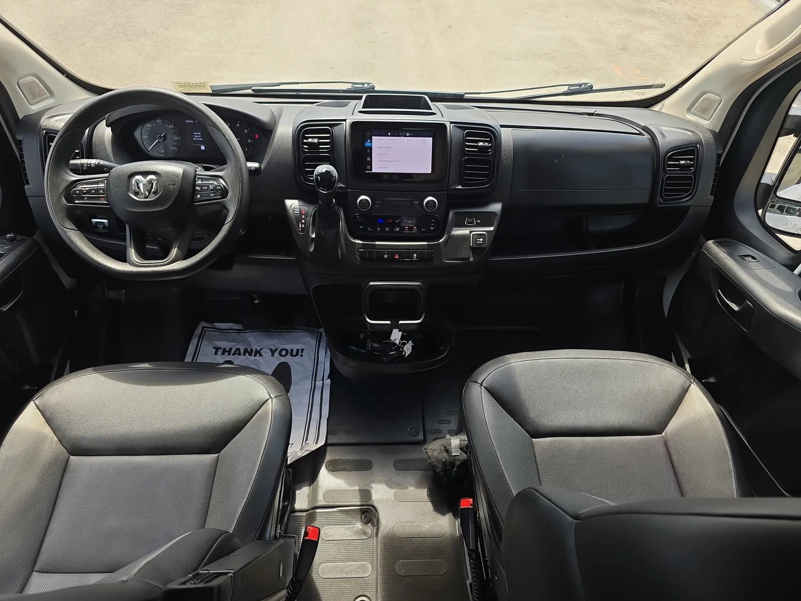 2025 RAM ProMaster Cargo Van Tradesman photo 18