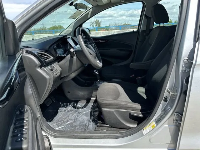 2021 Chevrolet Spark 1LT Automatic photo 22