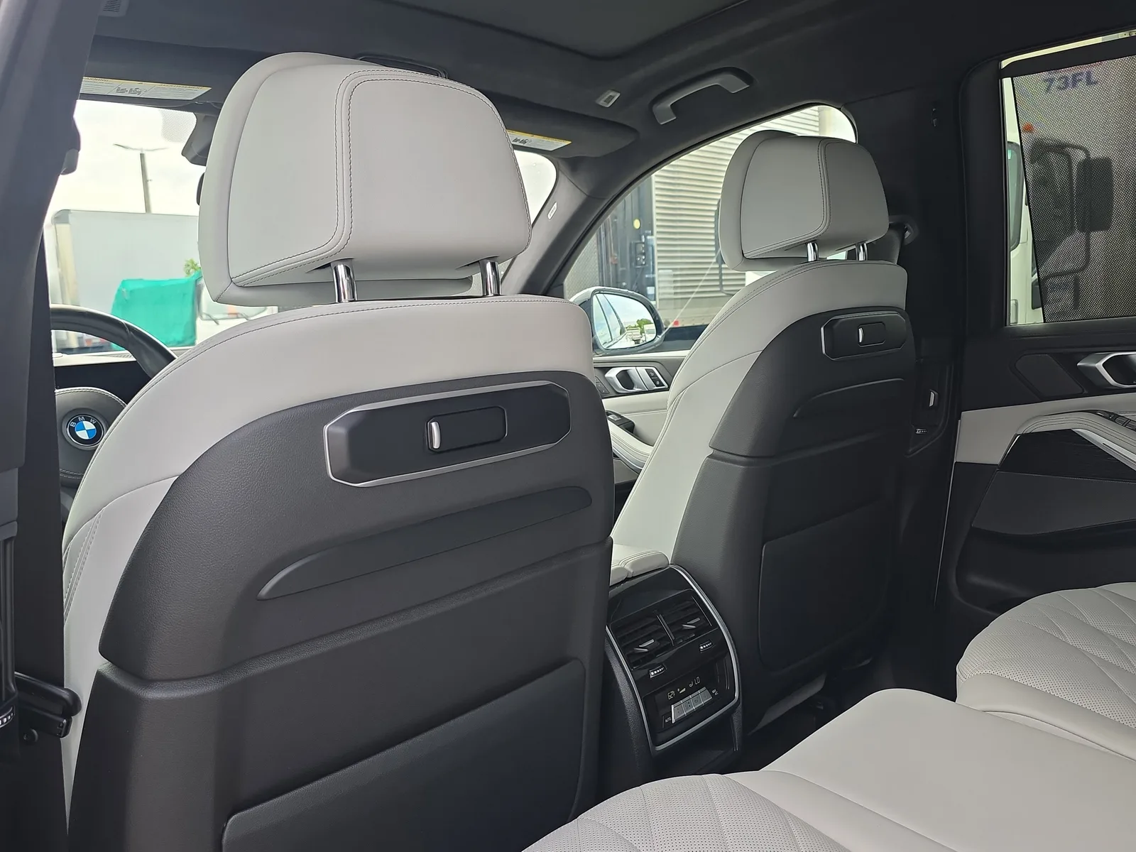2023 BMW X7 xDrive40i photo 15