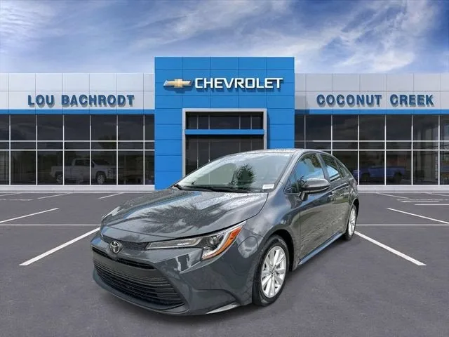 2023 Toyota Corolla LE photo 4