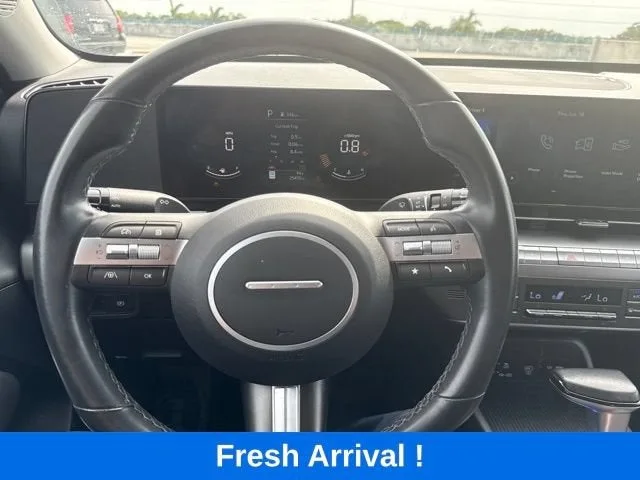 2025 Hyundai Kona SEL photo 6