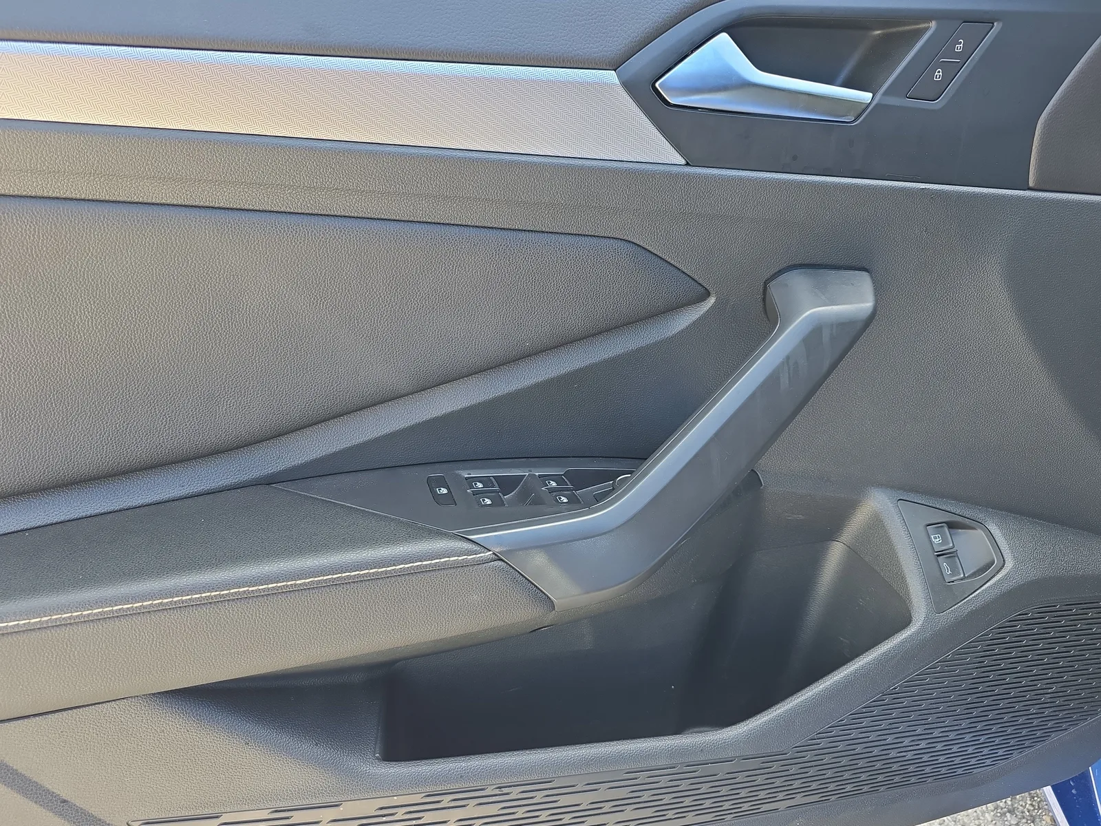 2024 Volkswagen Jetta Sport photo 20