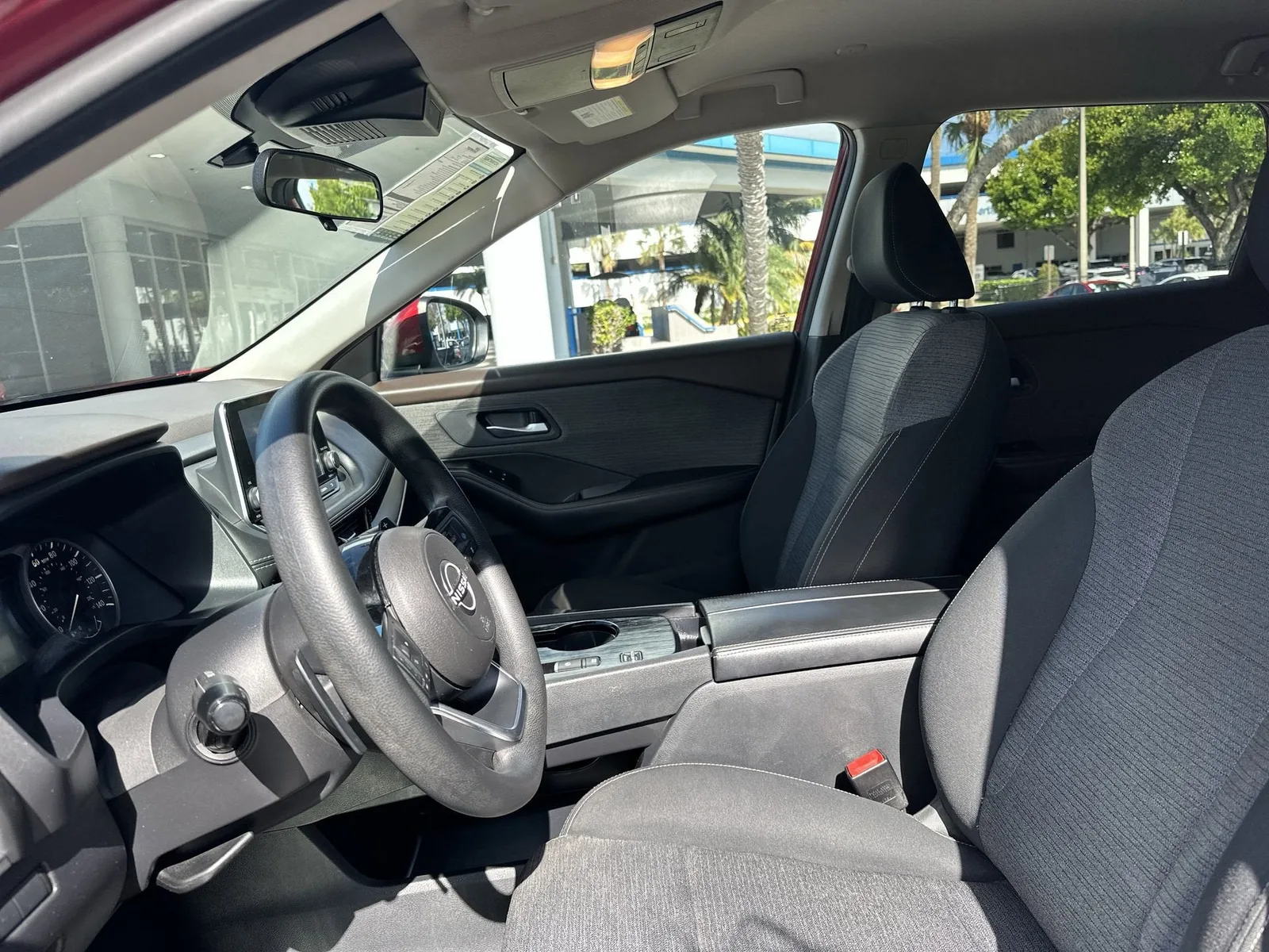 2023 Nissan Rogue SV photo 23