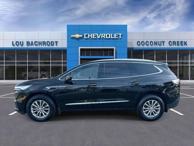 2023 Buick Enclave Essence photo 5