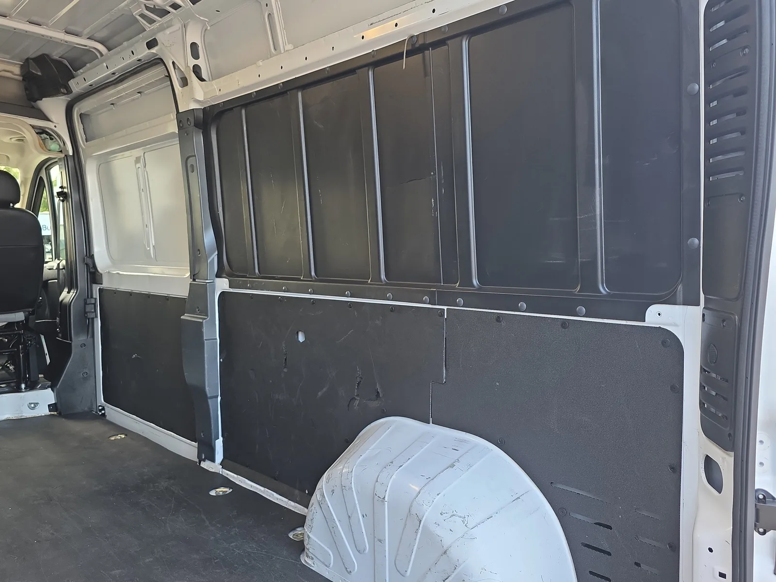 2025 RAM ProMaster Cargo Van Tradesman photo 11
