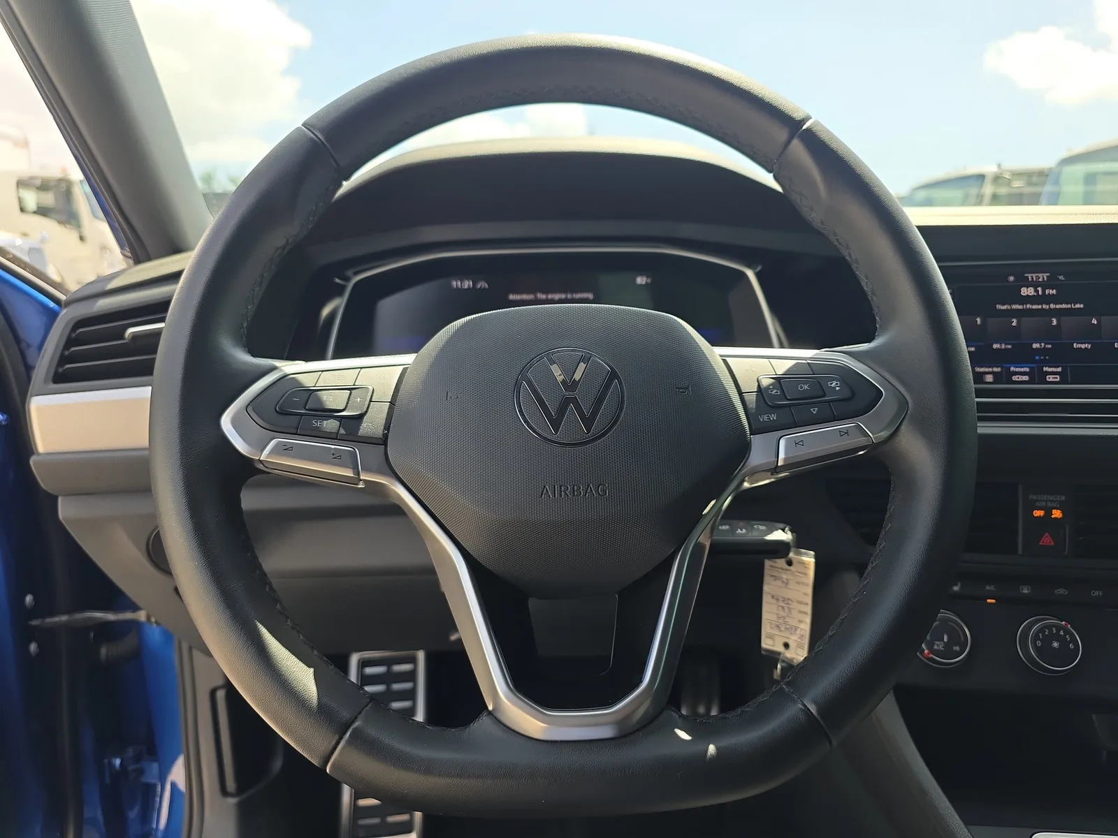 2024 Volkswagen Jetta Sport photo 27