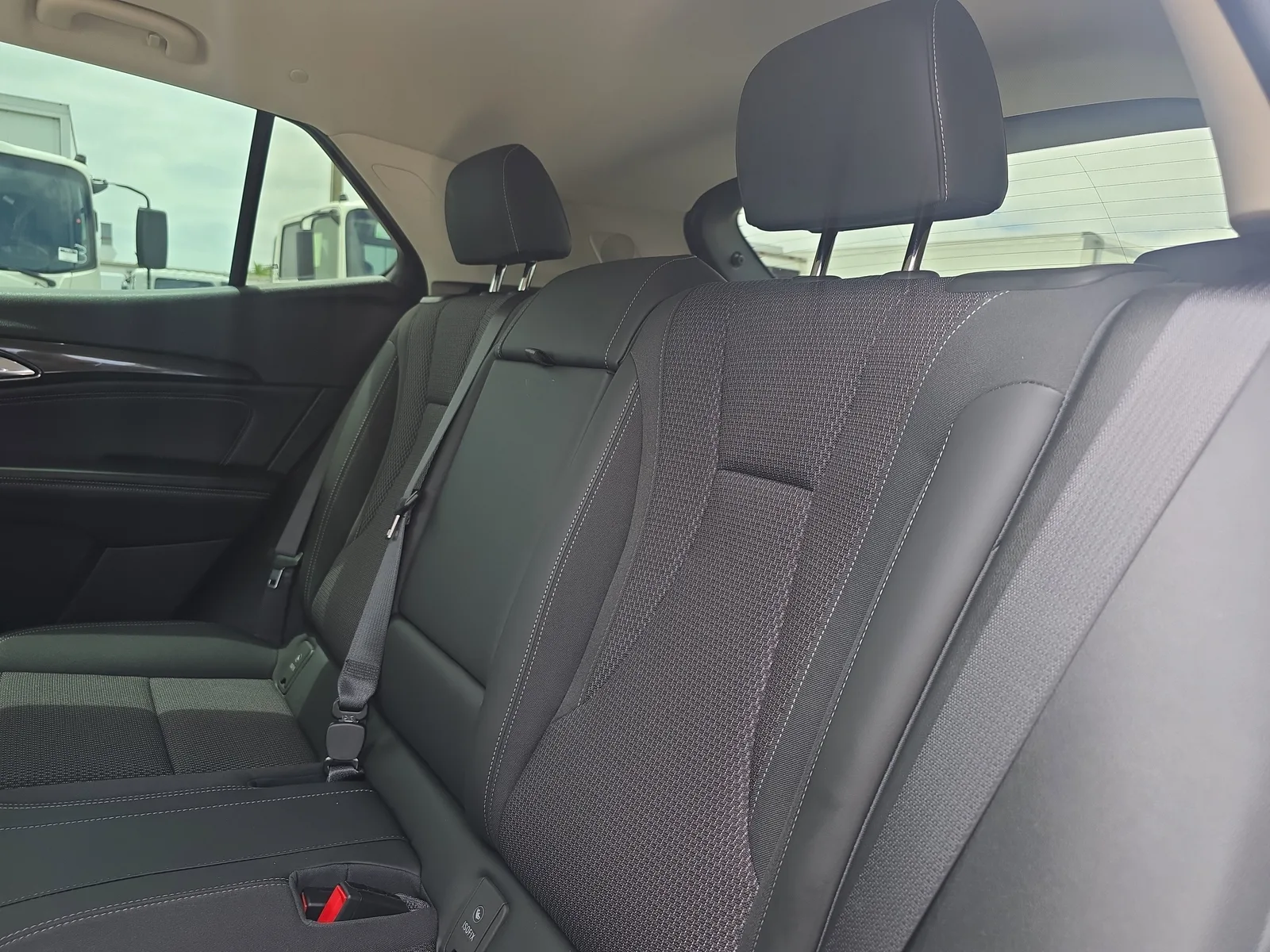 2022 Buick Envision Preferred photo 14