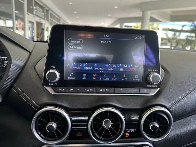 2024 Nissan Sentra SV photo 25