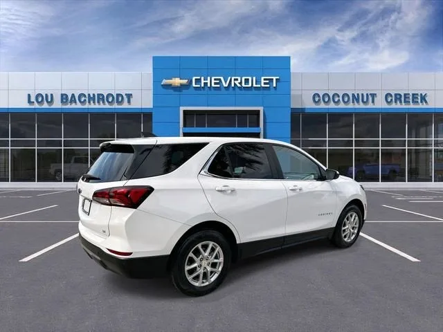 2023 Chevrolet Equinox LT photo 8