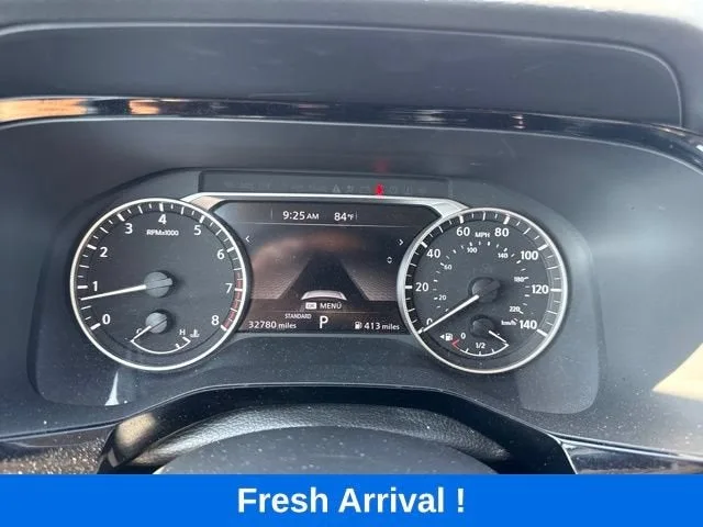2025 Nissan Pathfinder SV photo 6