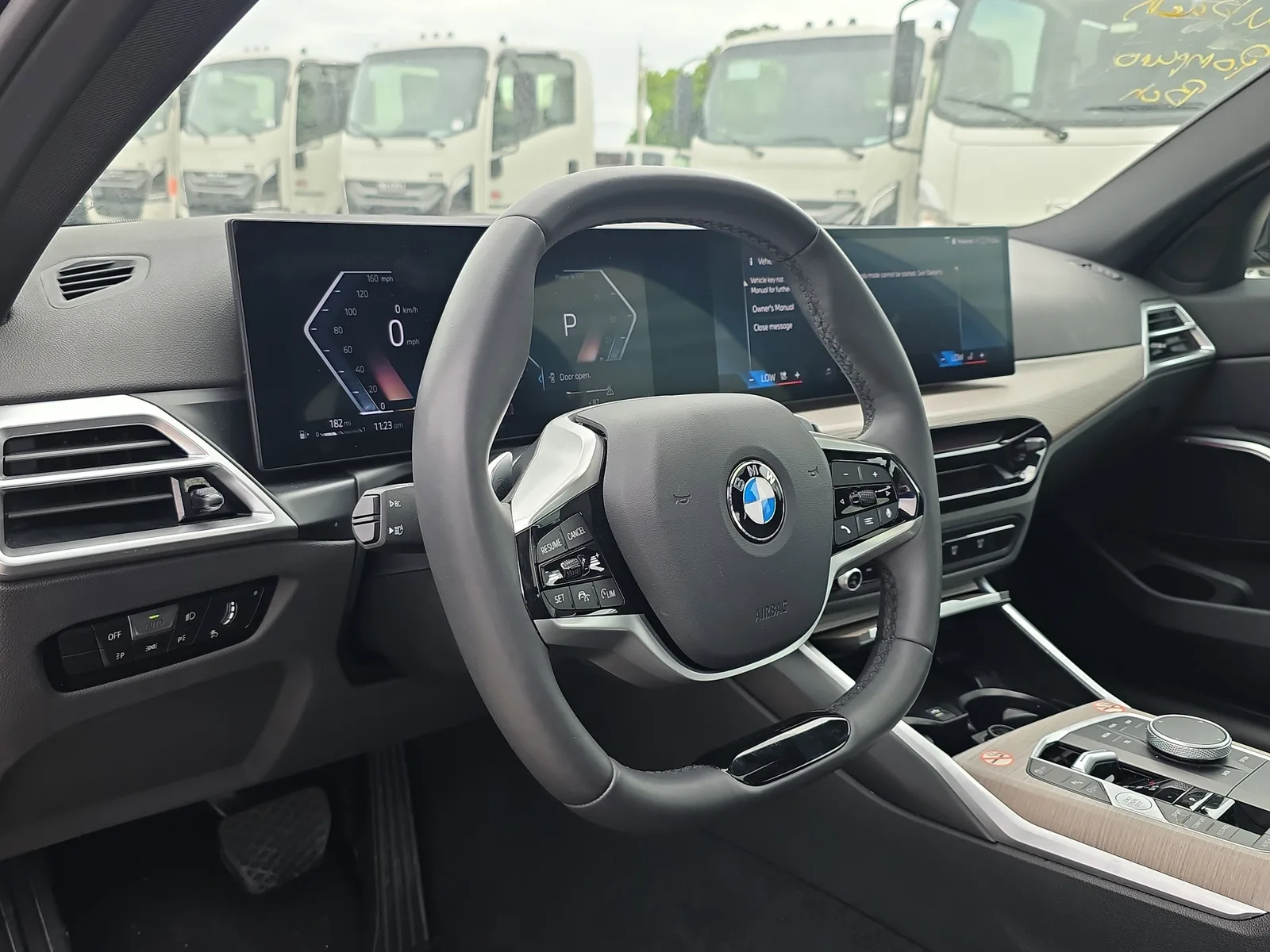 2025 BMW 3 Series 330i xDrive photo 26
