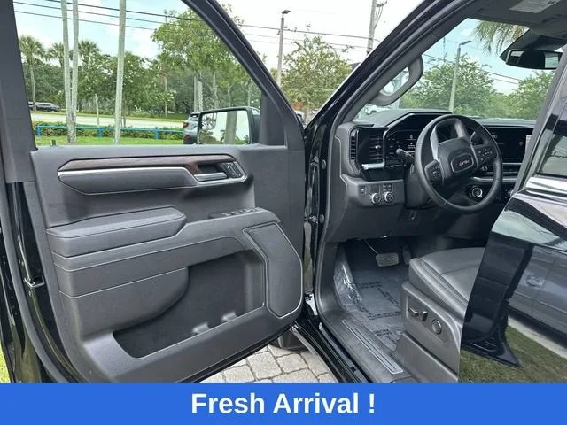 2026 GMC Sierra 1500 SLT photo 22