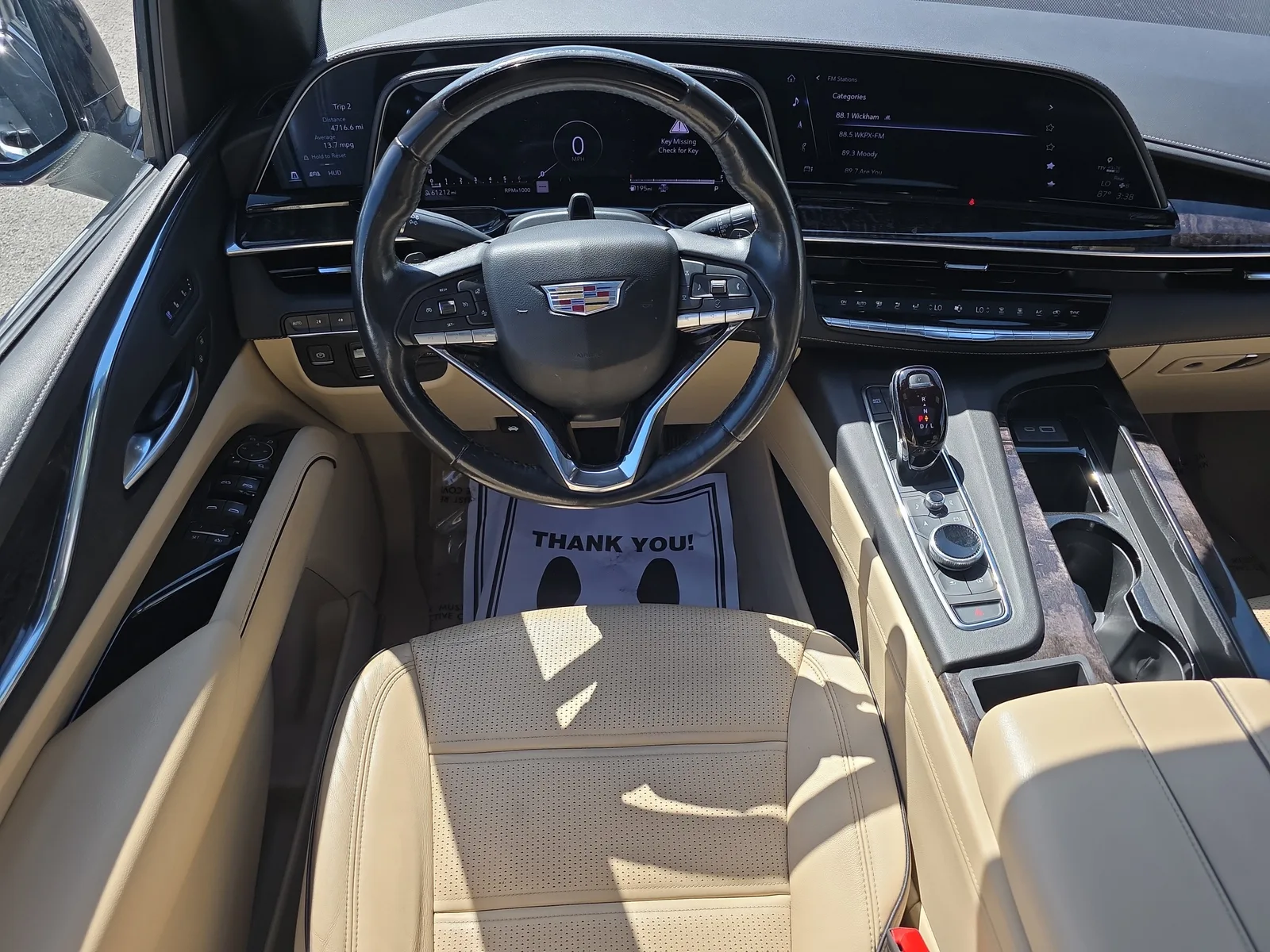 2023 Cadillac Escalade Premium Luxury photo 20