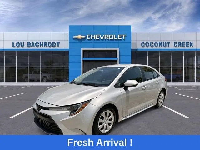 2024 Toyota Corolla LE photo 4
