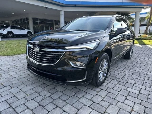 2023 Buick Enclave Essence photo 21