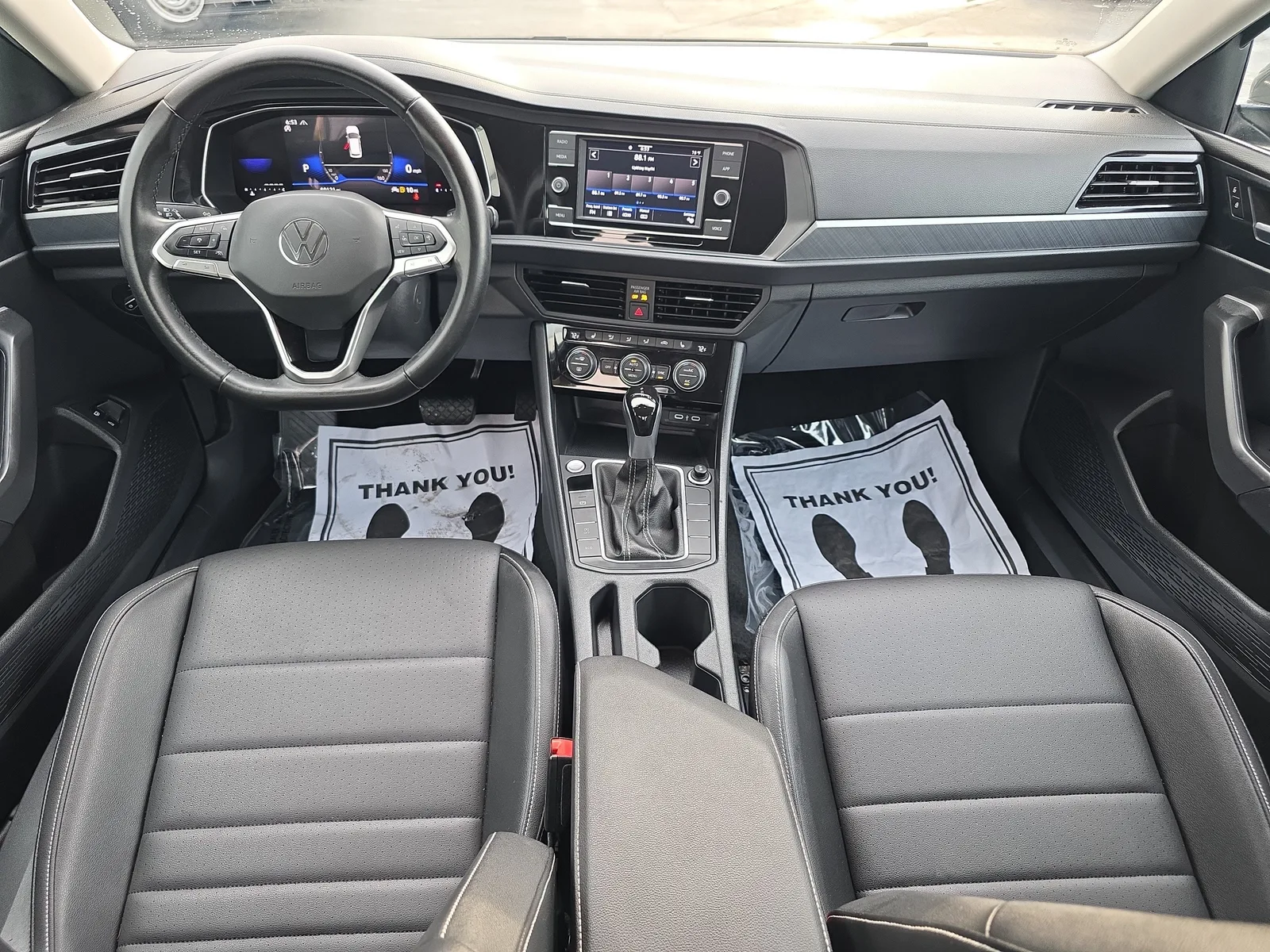2024 Volkswagen Jetta SE photo 18