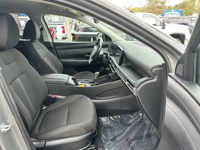 2025 Hyundai Tucson SEL photo 29
