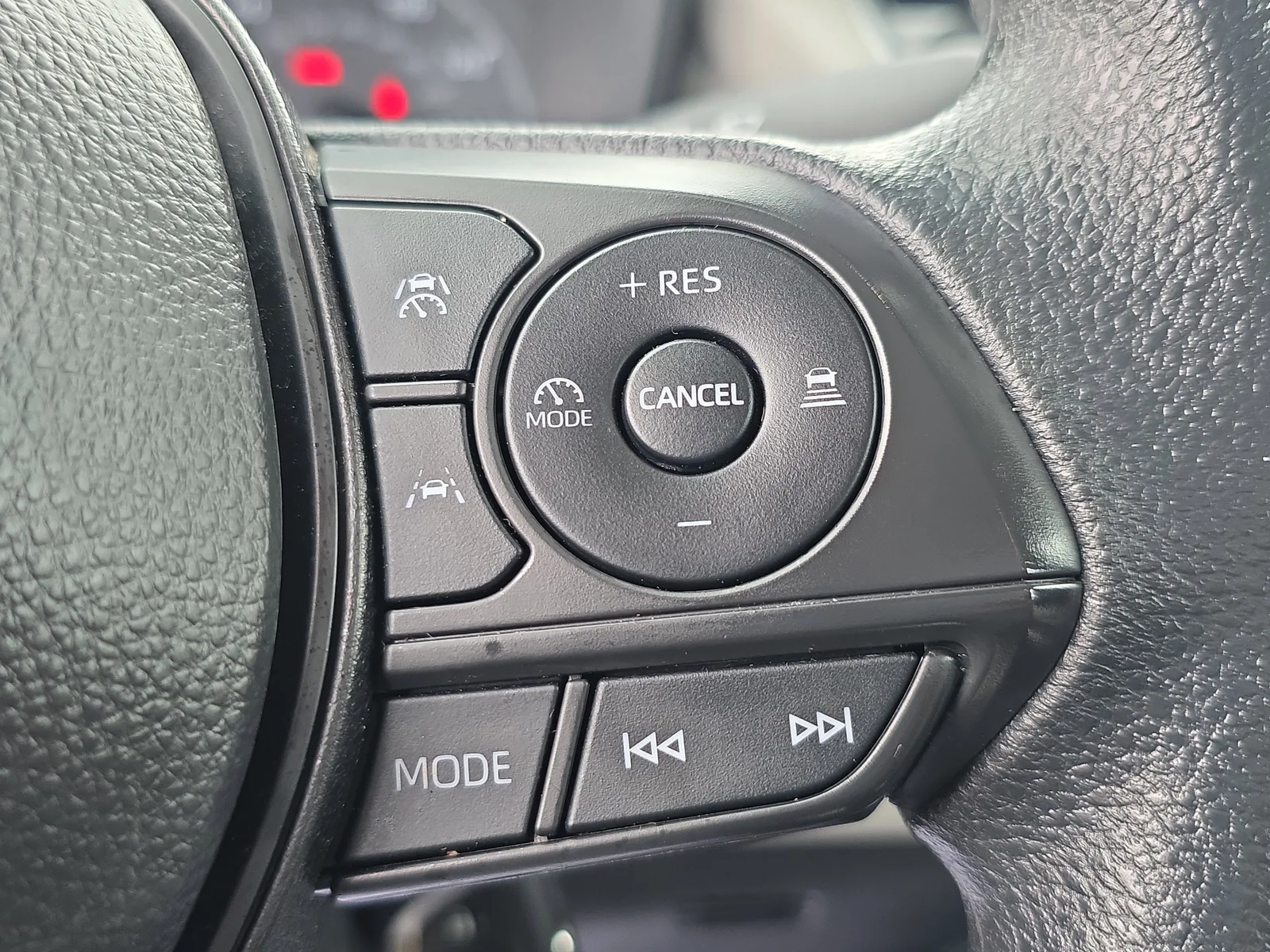 2024 Toyota Corolla LE photo 29