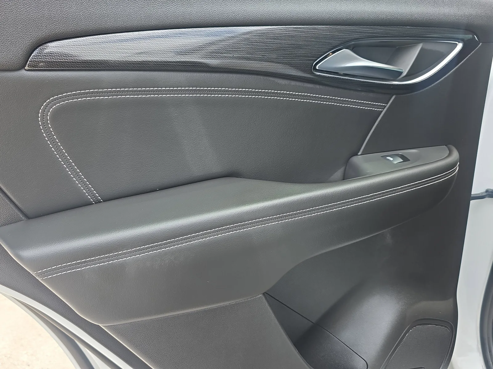 2022 Buick Envision Preferred photo 13