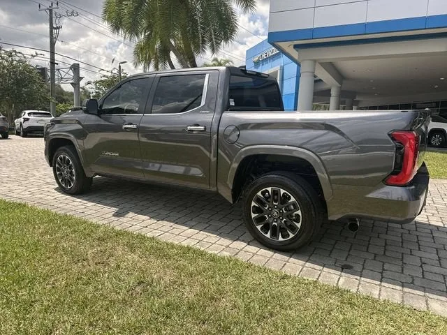 2025 Toyota Tundra 4WD Limited photo 33