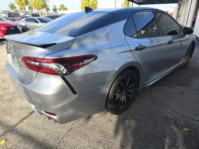 2023 Toyota Camry XSE photo 3