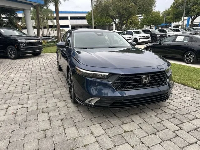 2023 Honda Accord Hybrid Touring photo 17