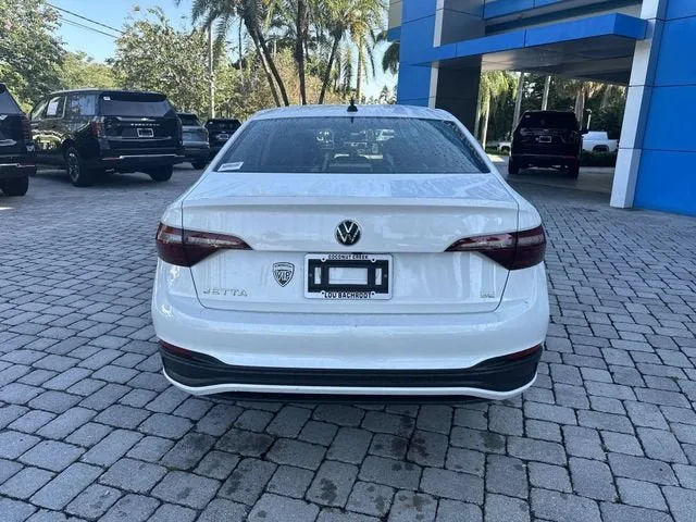 2024 Volkswagen Jetta SE photo 37