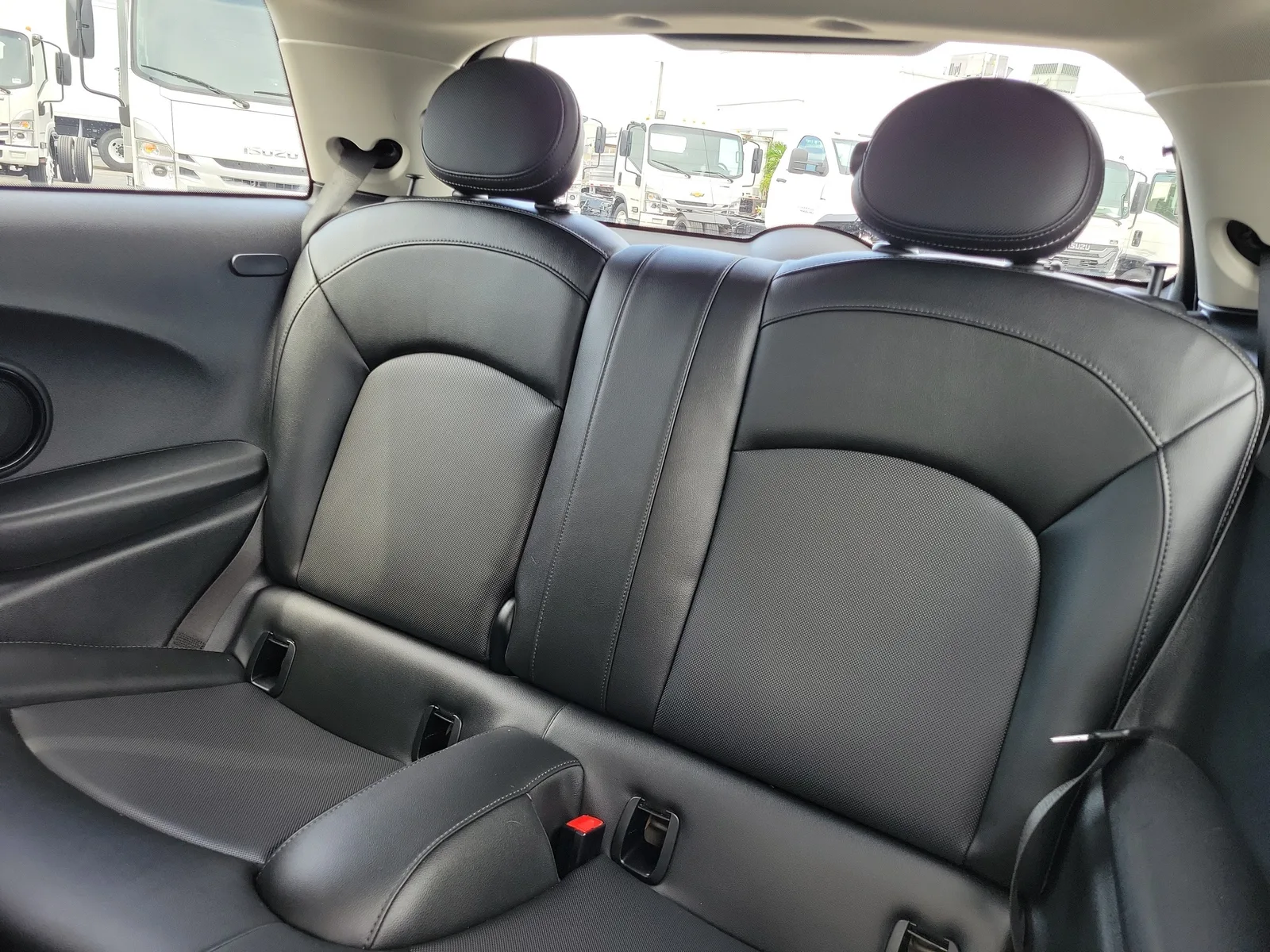 2019 MINI Hardtop 2 Door Cooper S photo 13