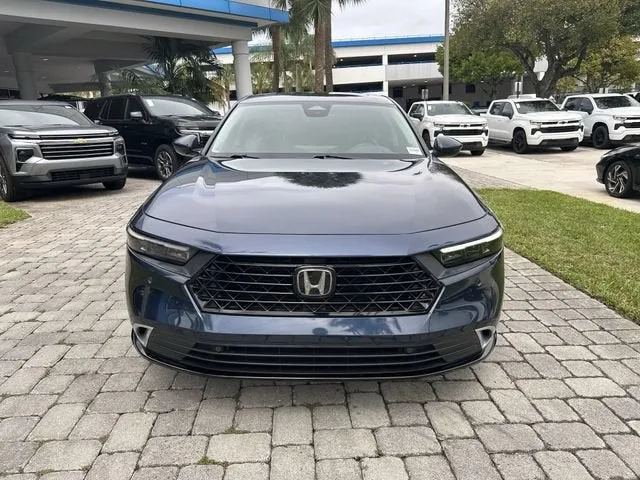 2023 Honda Accord Hybrid Touring photo 19