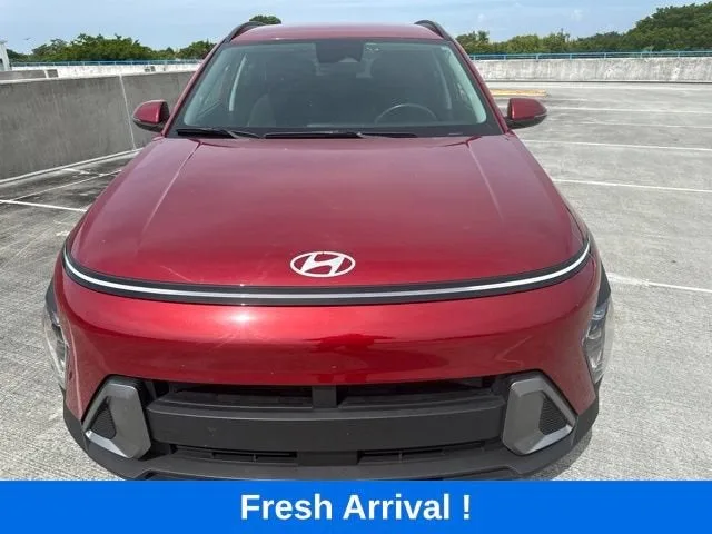 2025 Hyundai Kona SEL photo 15