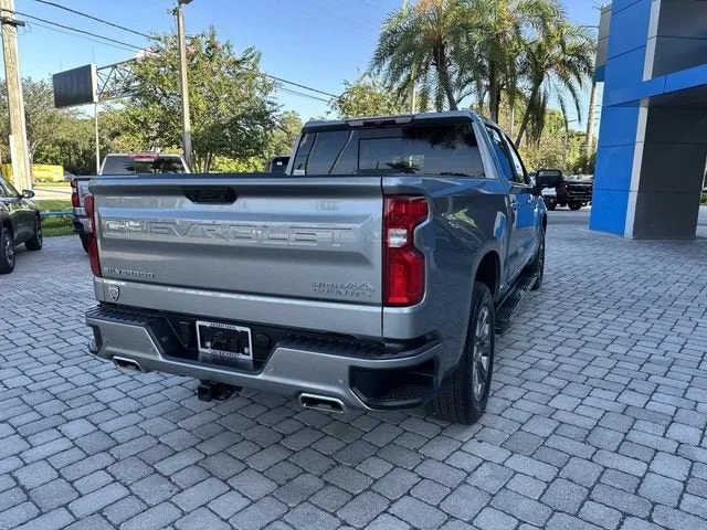 2024 Chevrolet Silverado 1500 High Country photo 36