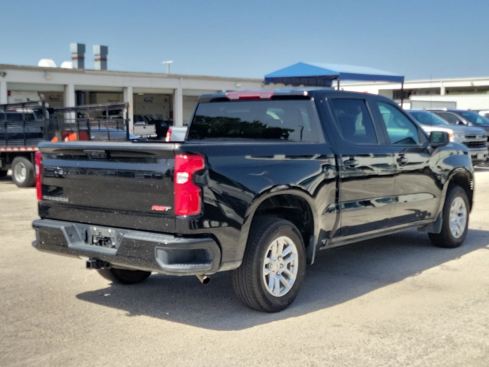 2026 Chevrolet Silverado 1500 RST photo 5
