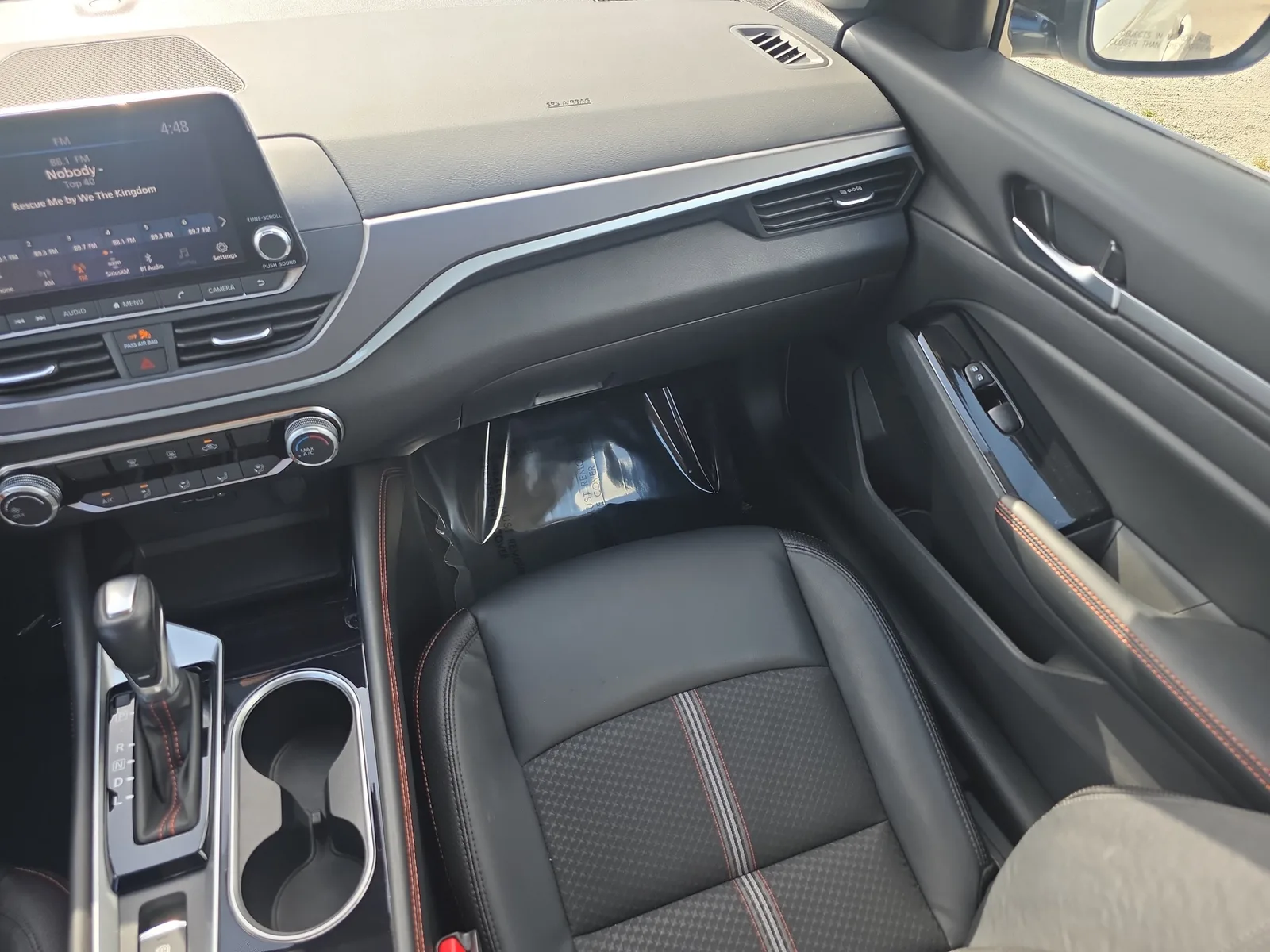 2025 Nissan Altima SR photo 22