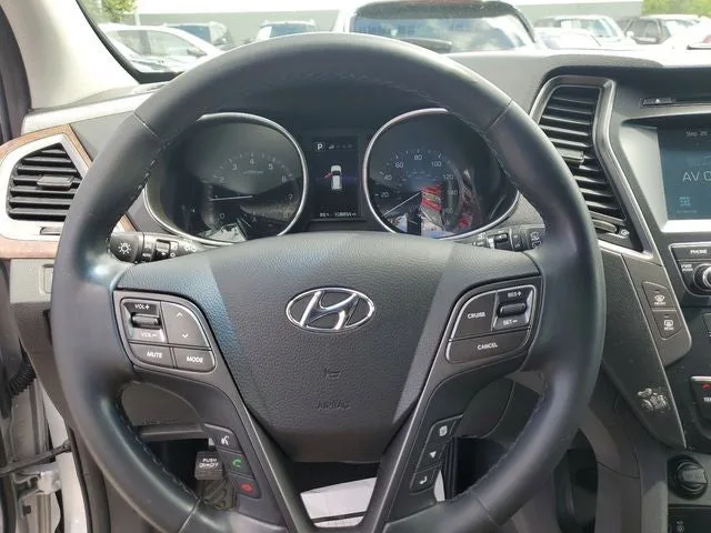 2018 Hyundai Santa Fe Sport 2.0T photo 17