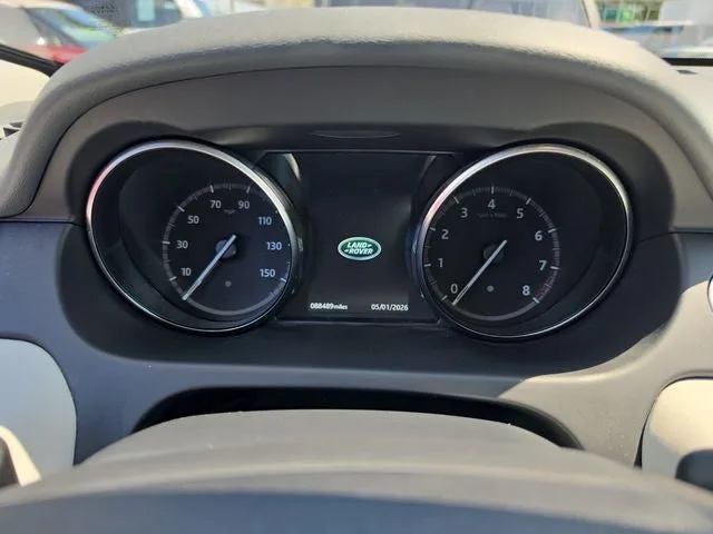 2018 Land Rover Discovery Sport SE photo 20