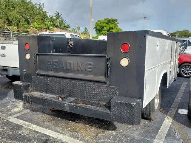 1993 Ford F-350 Custom photo 3