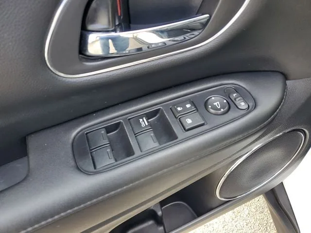 2021 Honda HR-V EX-L photo 14