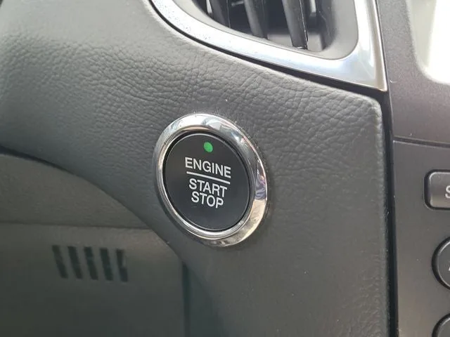 2018 Ford Edge Titanium photo 24