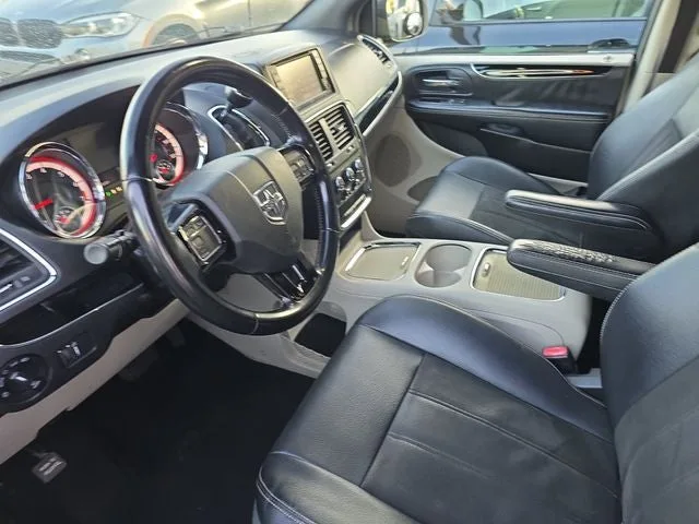 2020 Dodge Grand Caravan SXT photo 17