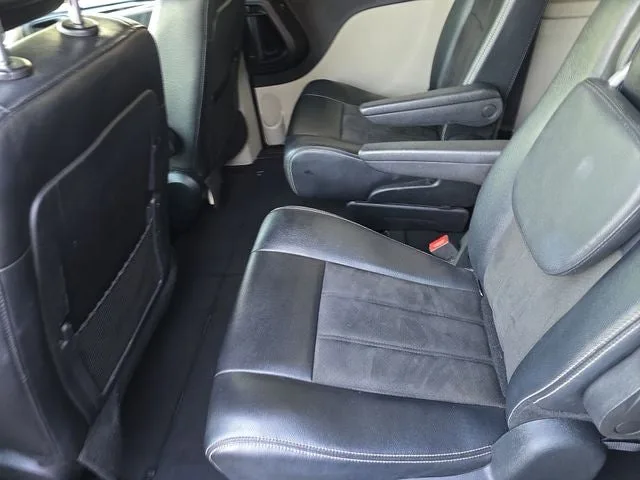 2020 Dodge Grand Caravan SXT photo 15
