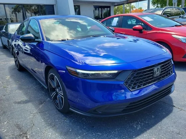 2024 Honda Accord Hybrid Sport photo 2