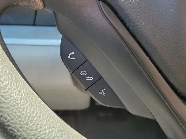 2014 Honda CR-V LX photo 21