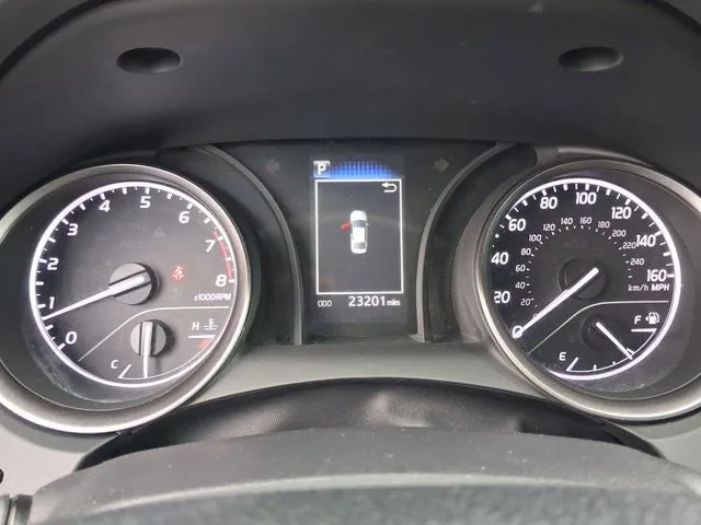 2022 Toyota Camry SE photo 16