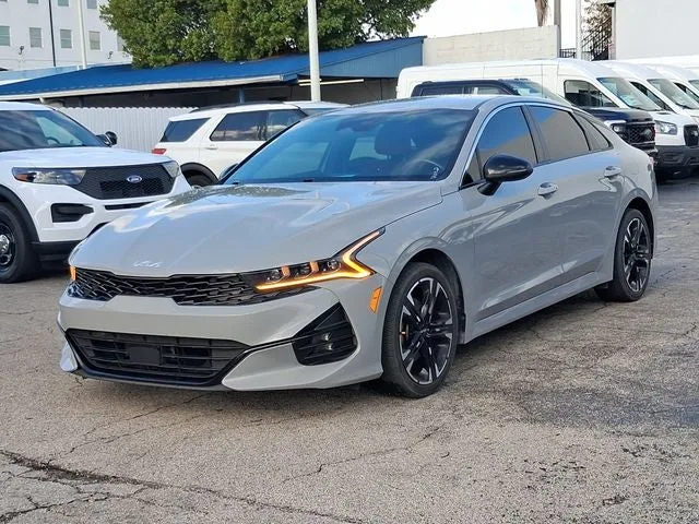 2023 Kia K5 GT-Line photo 2